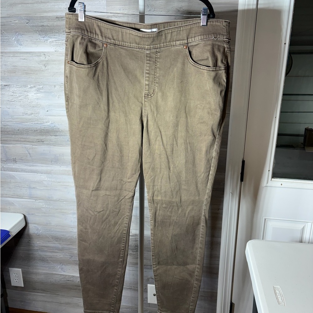 Lane Bryant Olive Straight Leg  Pants 1134